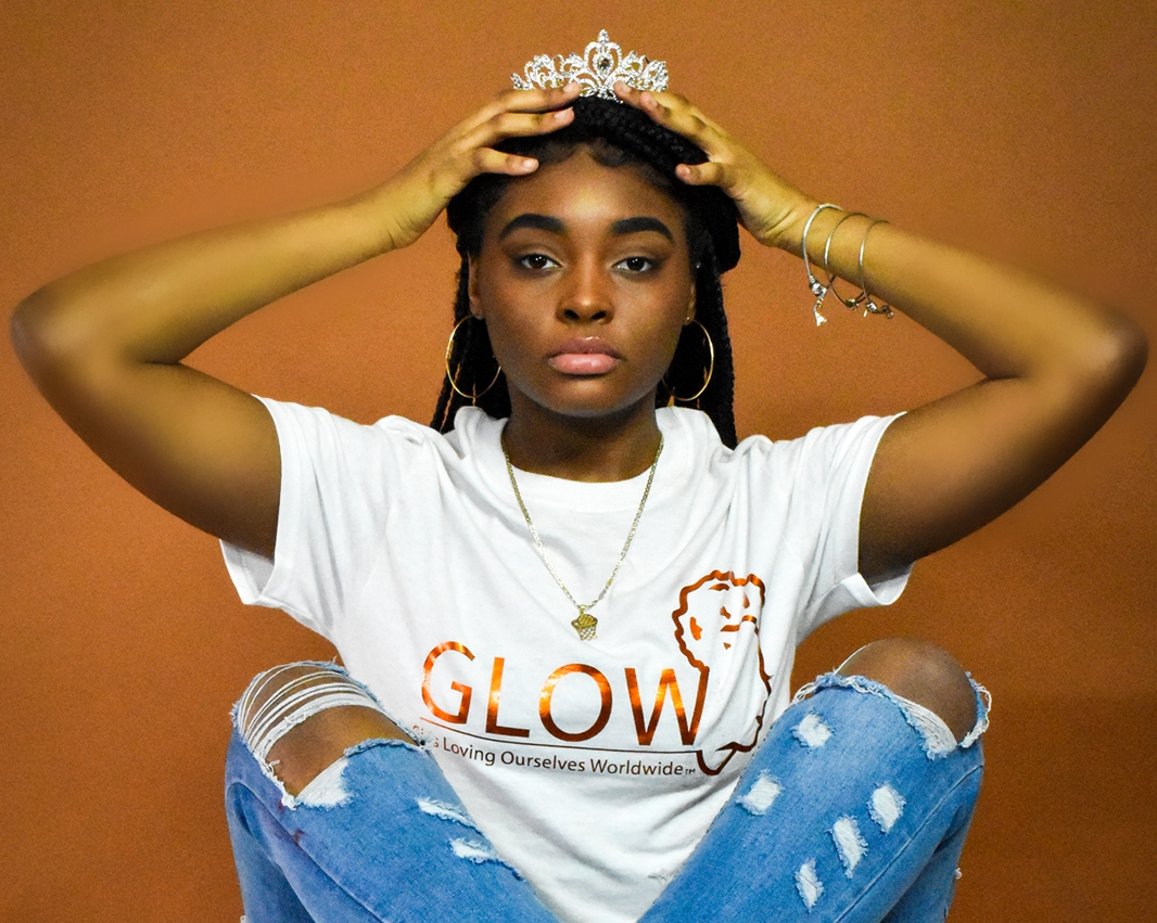 Ciara – GLOW – Fix Your Own Crown Queen